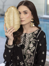 Dilkash By Humdum Embroidered Lawn 3 Piece Unstitched Suit HD25DEL D-08